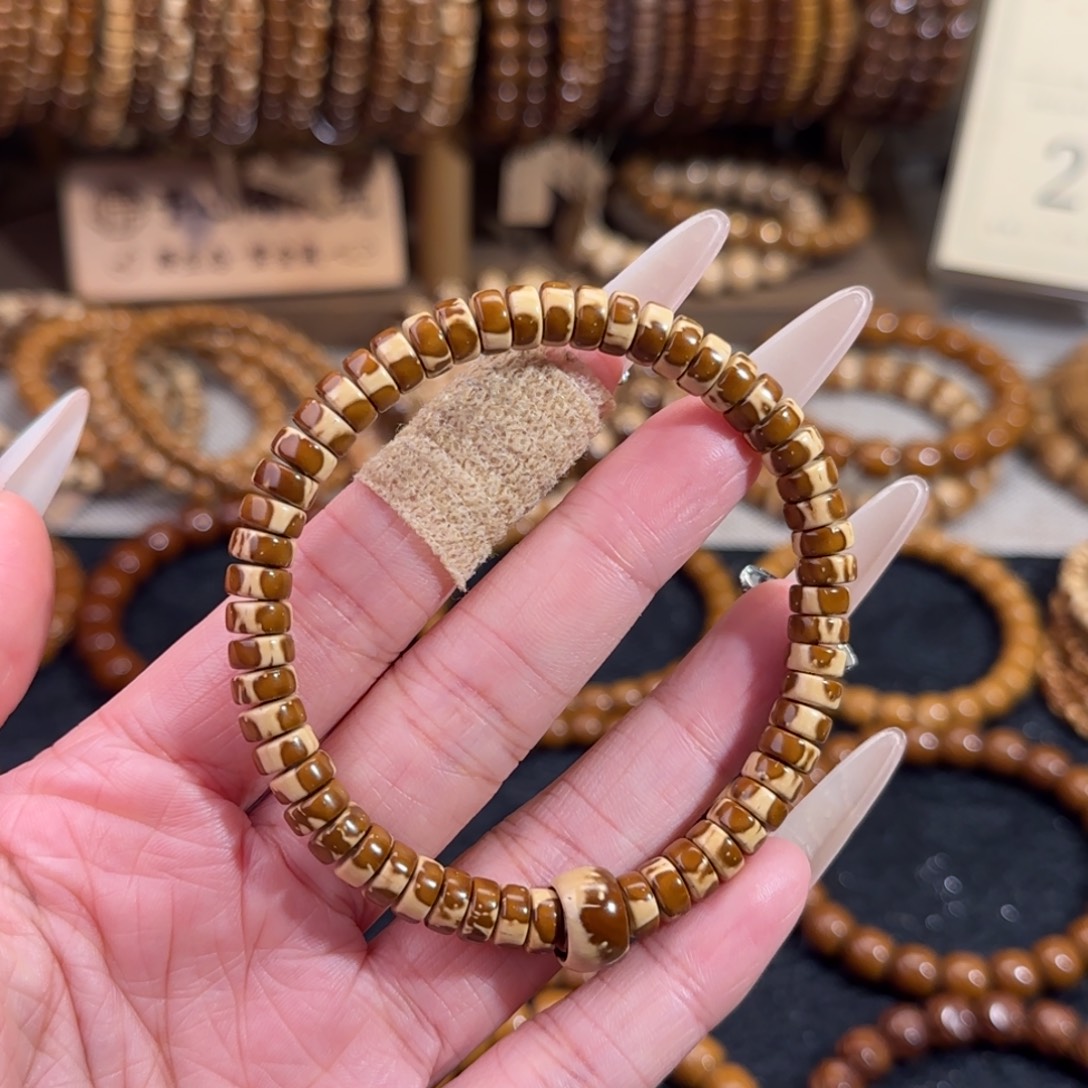 ****光手串紫金鼠7纯肉花皮药片毕业