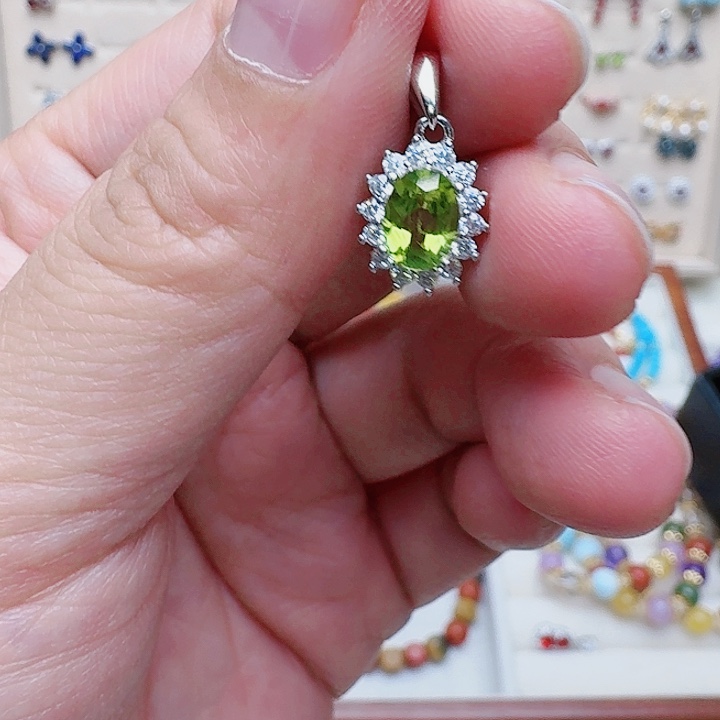 橄榄石吊坠(不含链)银S925镶嵌吊坠