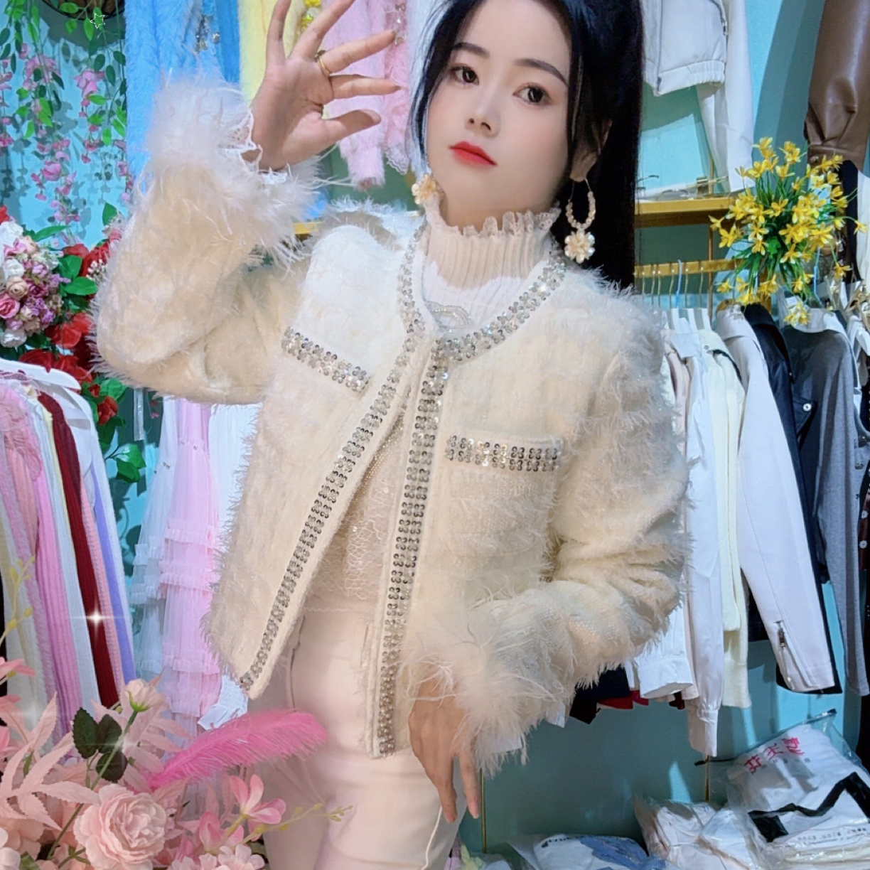 常规长袖男女通用圆领短款短外套网红秋冬百搭冬季小香风