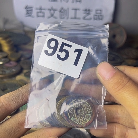 铜孔*兄复古文创工艺品