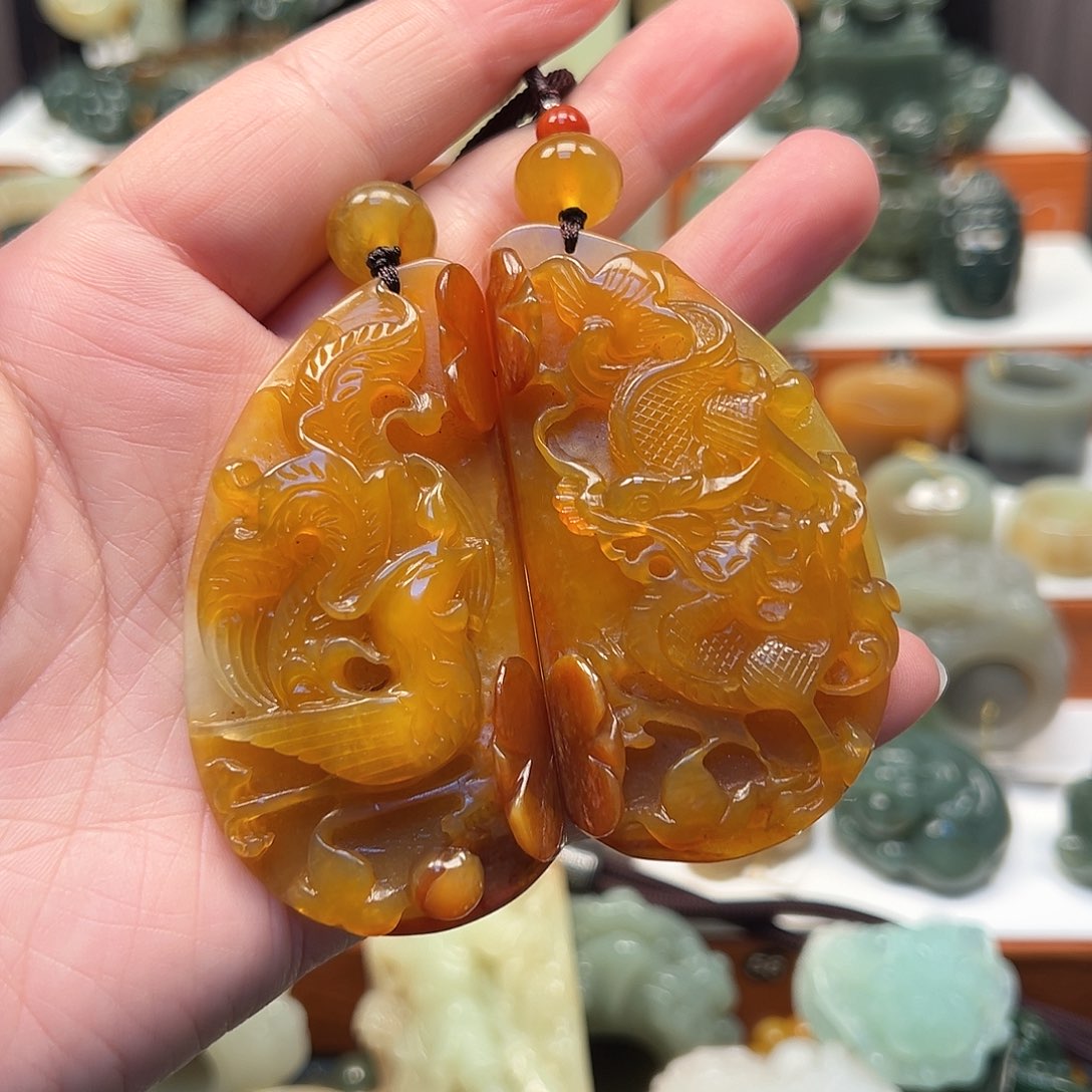 蛇纹石玉未镶嵌吊坠(赠链)