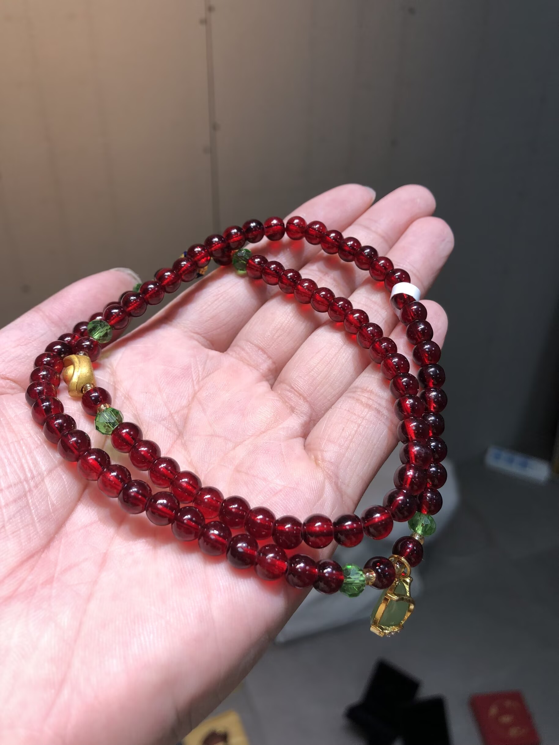 石榴石多圈手串无礼盒