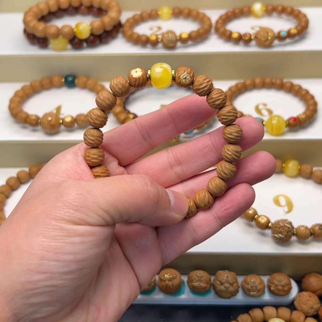 猴头核桃吊坠用****3云锦 双标 原矿配饰 9➕ 原色