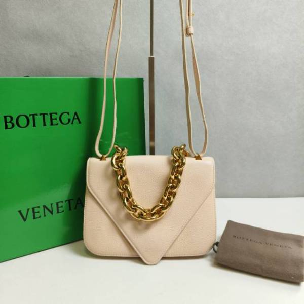 葆蝶家/包包/95新/市场价28000/250805CZ0020