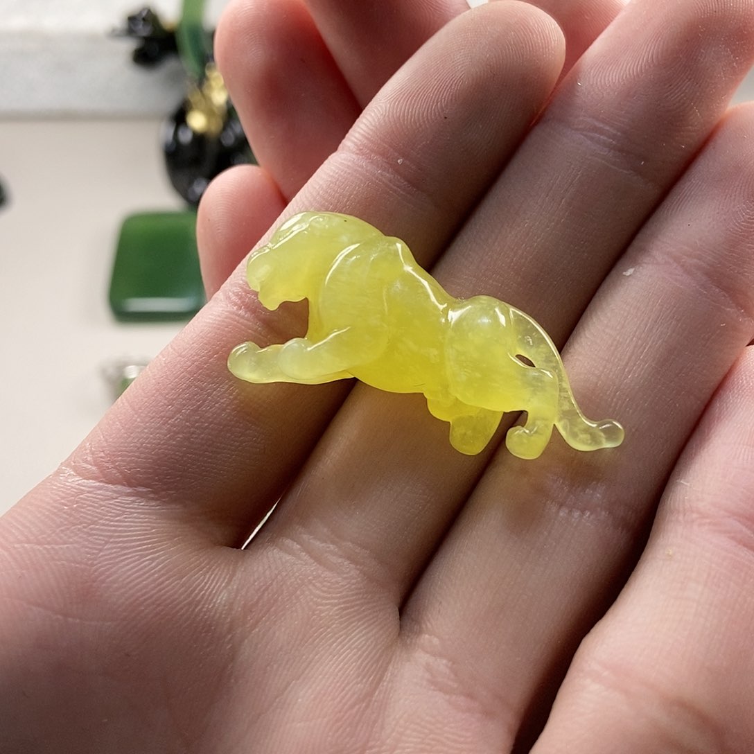 【闪购商品】蛇纹石玉岫玉未镶嵌