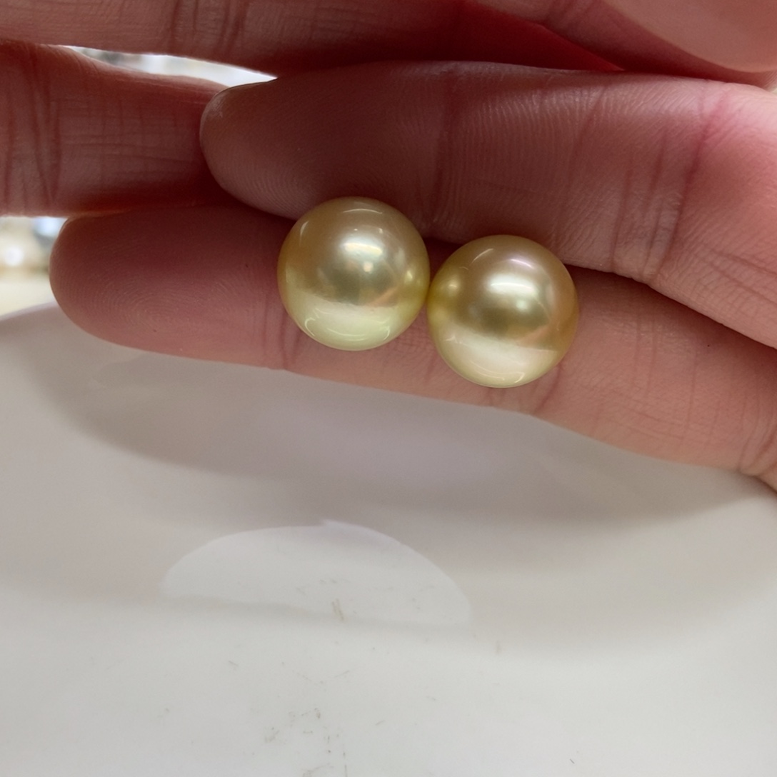 海水珍珠耳饰18K金镶嵌