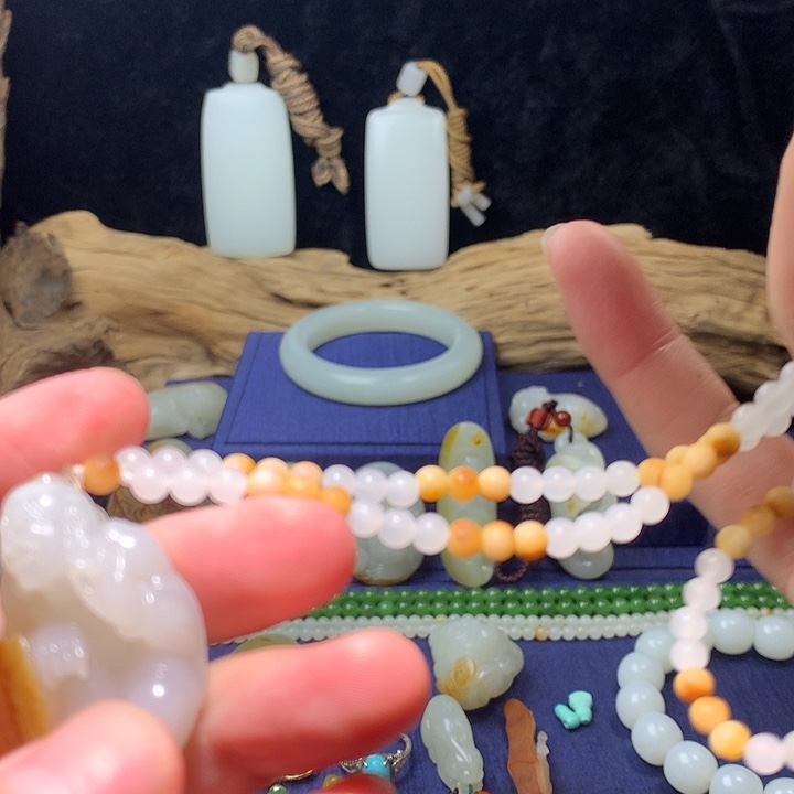 和田玉未镶嵌颈饰