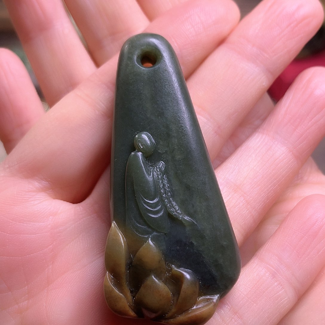 岫岩河磨玉（透闪石质玉）未镶嵌挂件