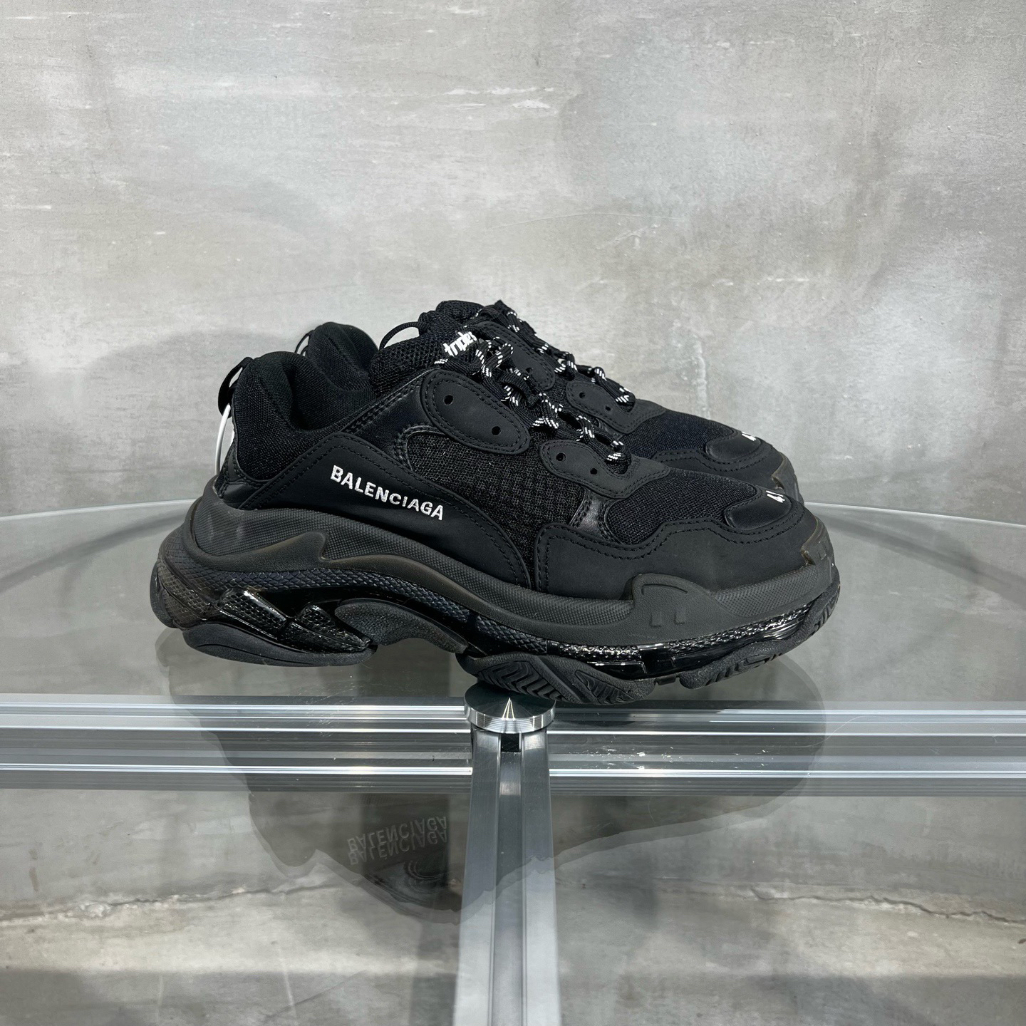99新 Balenciaga/巴黎世家 Triple S 老爹鞋 黑色 41码 YH22553