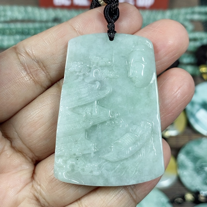 【闪购商品】翡翠颈饰未镶嵌玉吊坠翡翠玉佛观山水