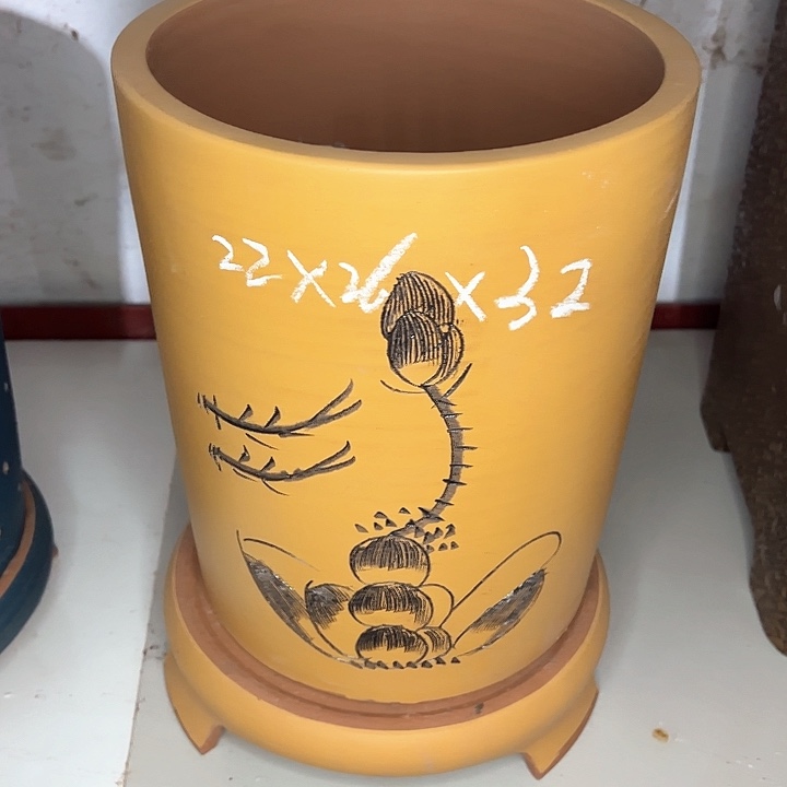 红陶紫砂工艺厂……紫砂工艺厂