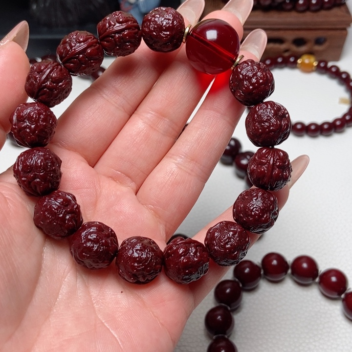 核桃手串/手链菲****）猴头玉华串