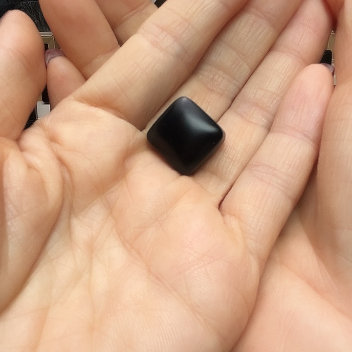 和田玉（墨玉）未镶嵌手链小方糖