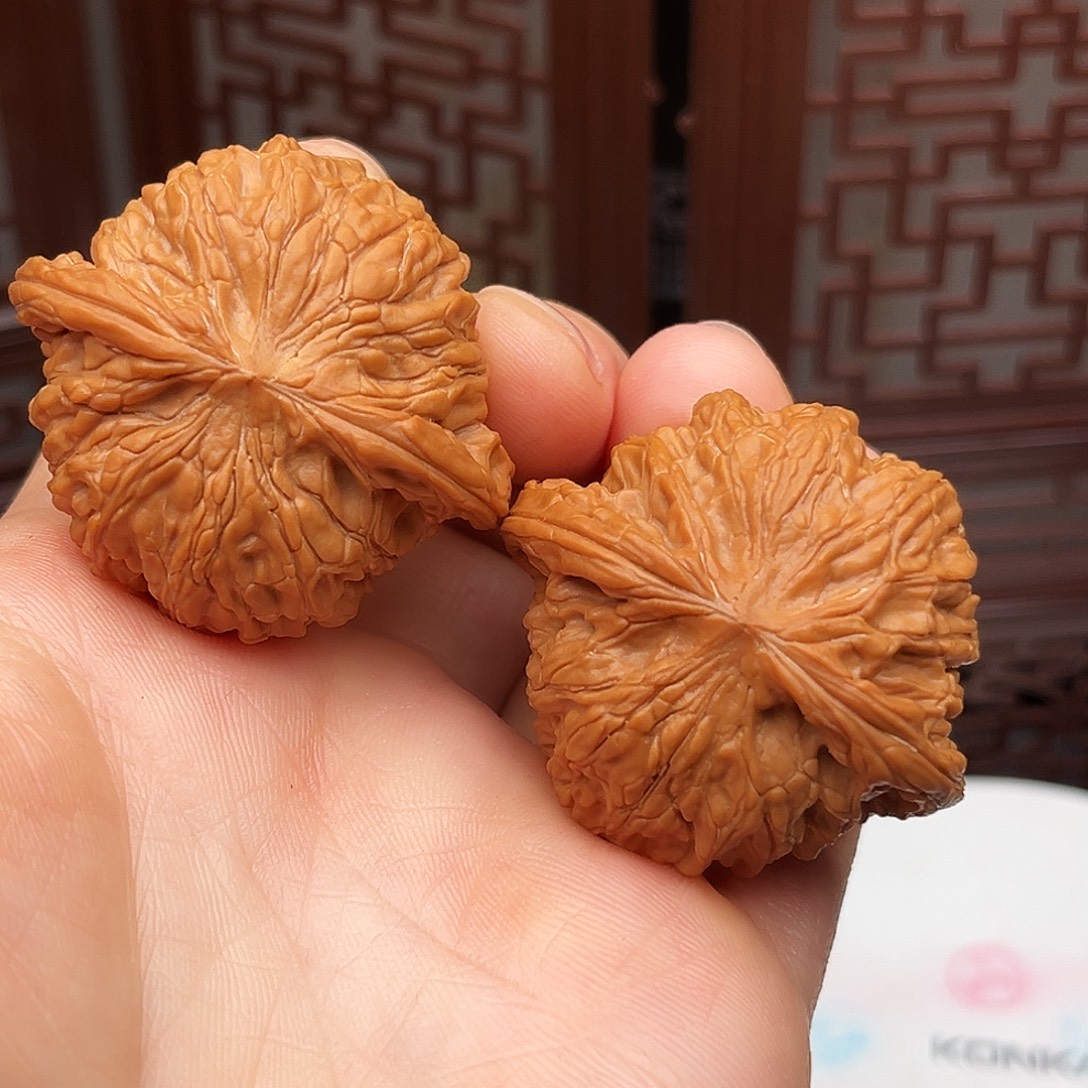 文玩核桃把件磨盘