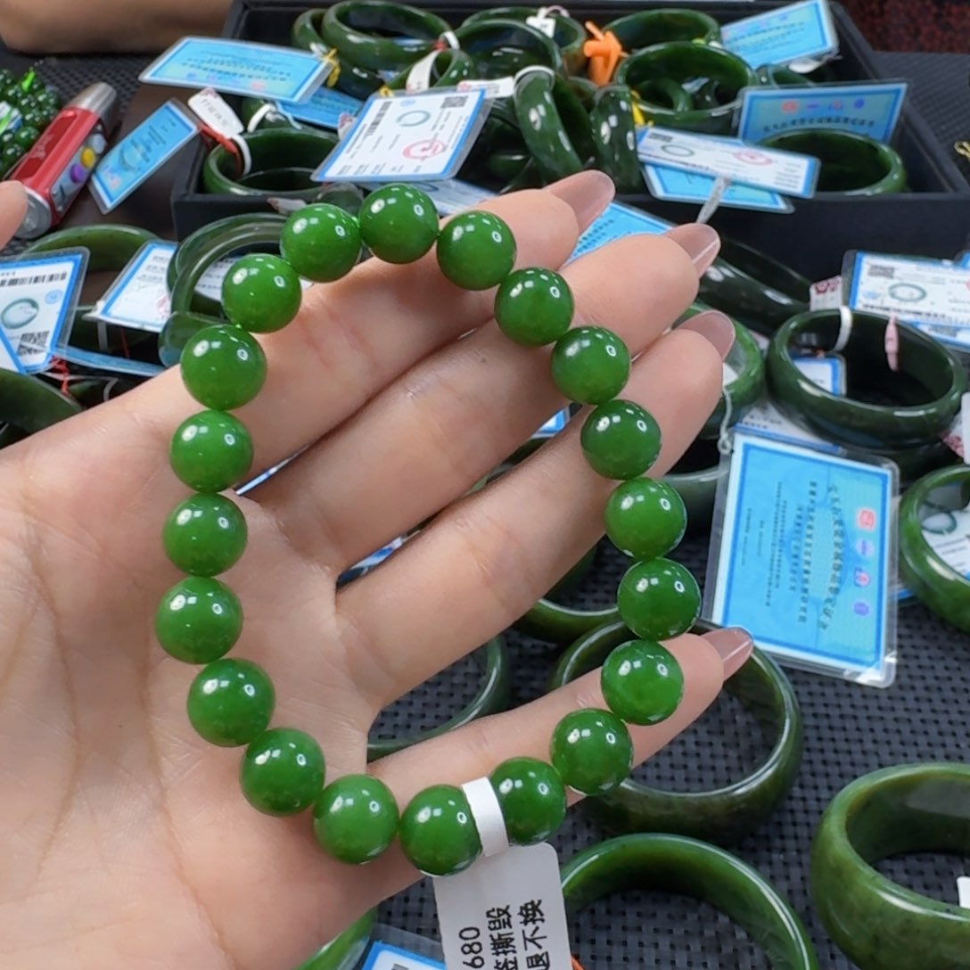 手链未镶嵌和田玉（碧玉）