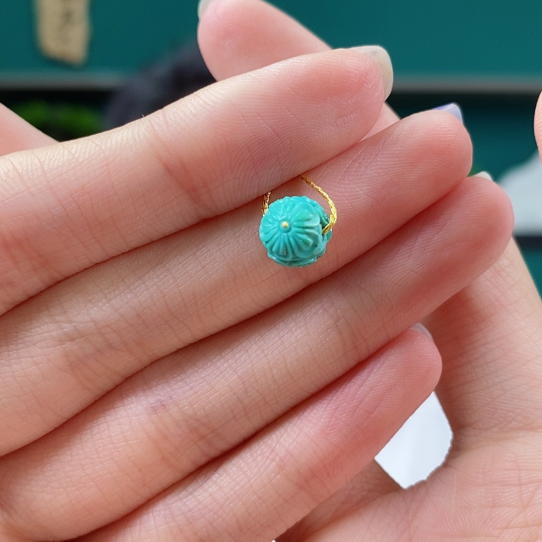 未镶嵌绿松石珠宝奇石