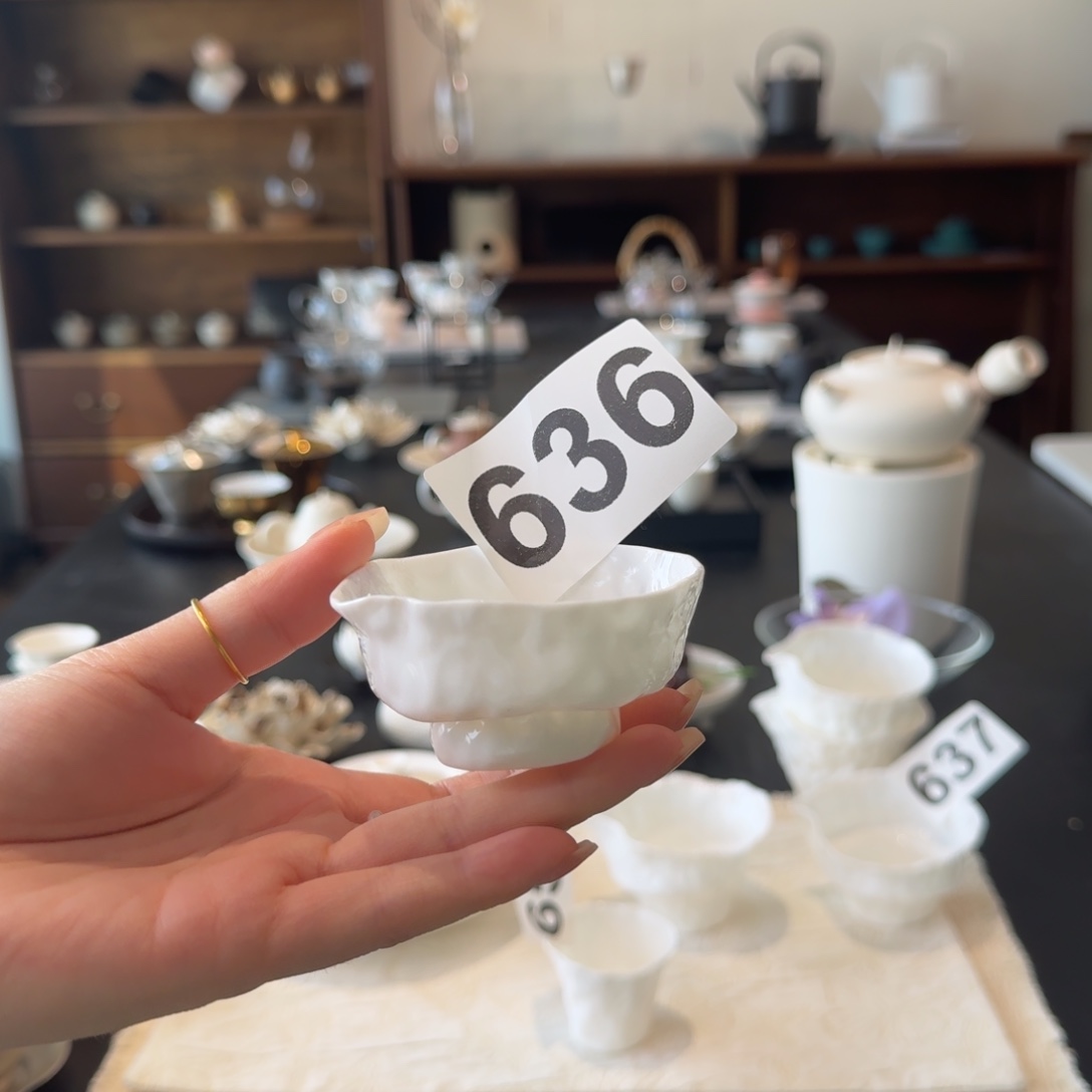 636 号手捏主人杯杯