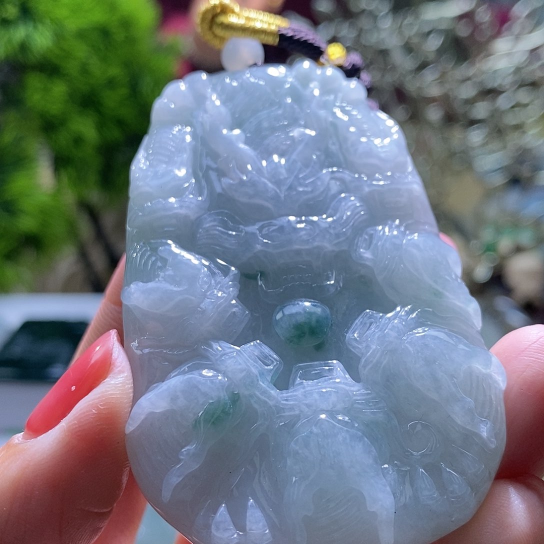 【闪购商品】翡翠颈饰未镶嵌九龙