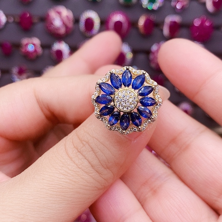 银S925镶嵌蓝宝石戒指