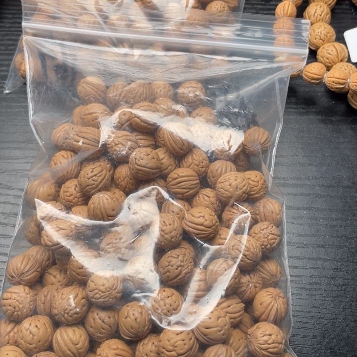 小***，核桃手串/手链小桃核散籽批发260