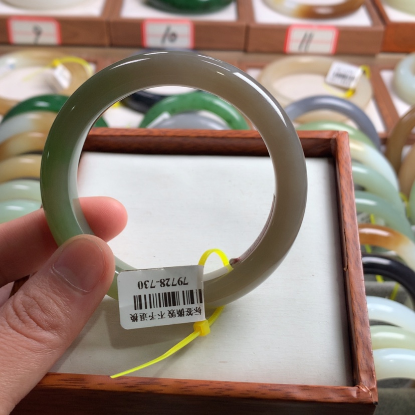 【闪购商品】和田玉手镯未镶嵌54.5