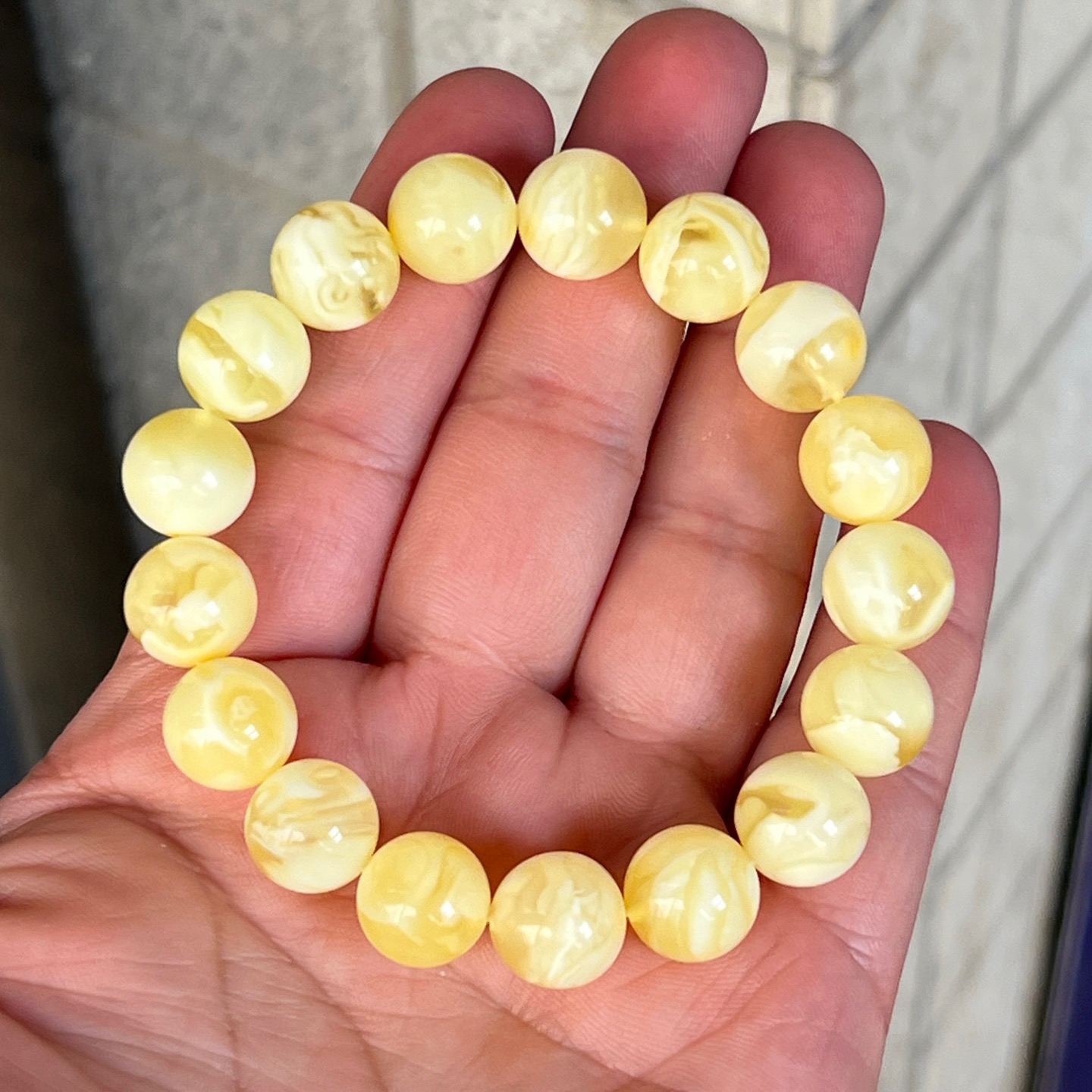 15.38 11mm+天然精品俄料白妖花蜜蜡圆珠手串 带质检证书