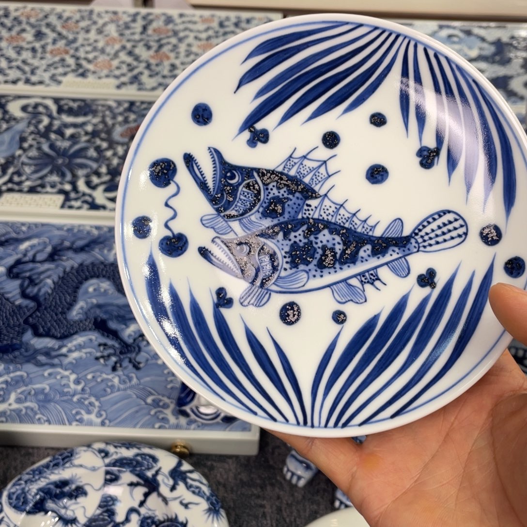 景德镇陶瓷手工手绘