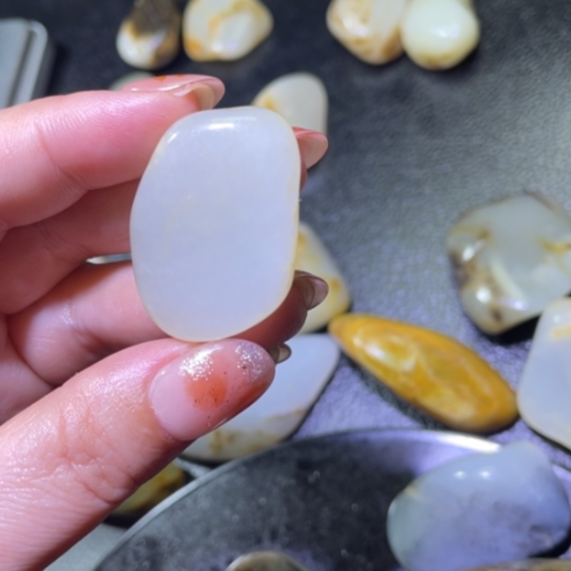 【闪购商品】颈饰未镶嵌和田玉新*