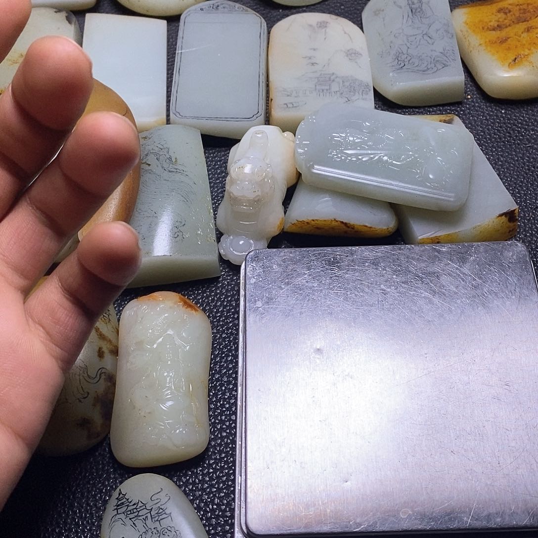 定制和田玉挂件未镶嵌莫*闲