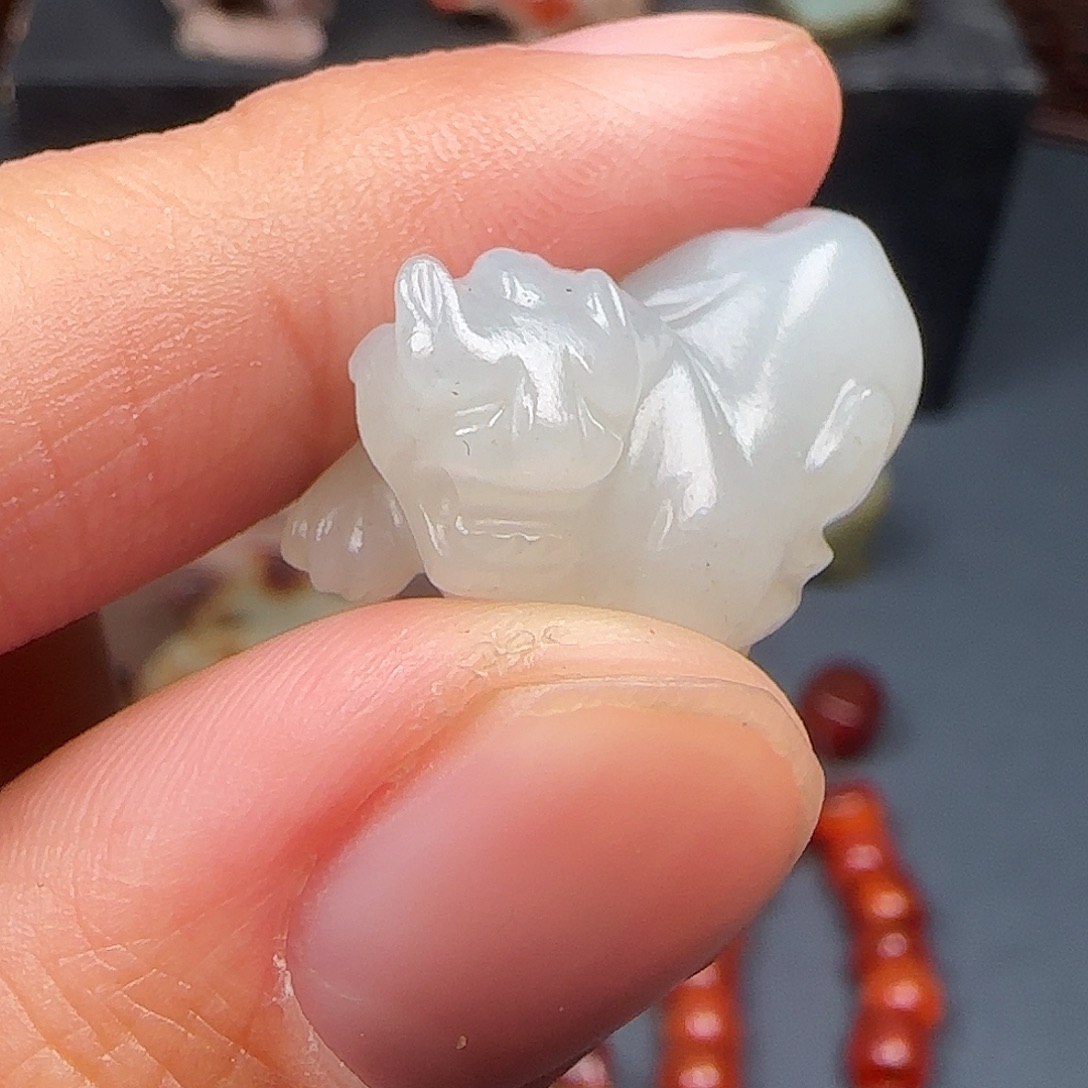 和田玉未镶嵌挂件