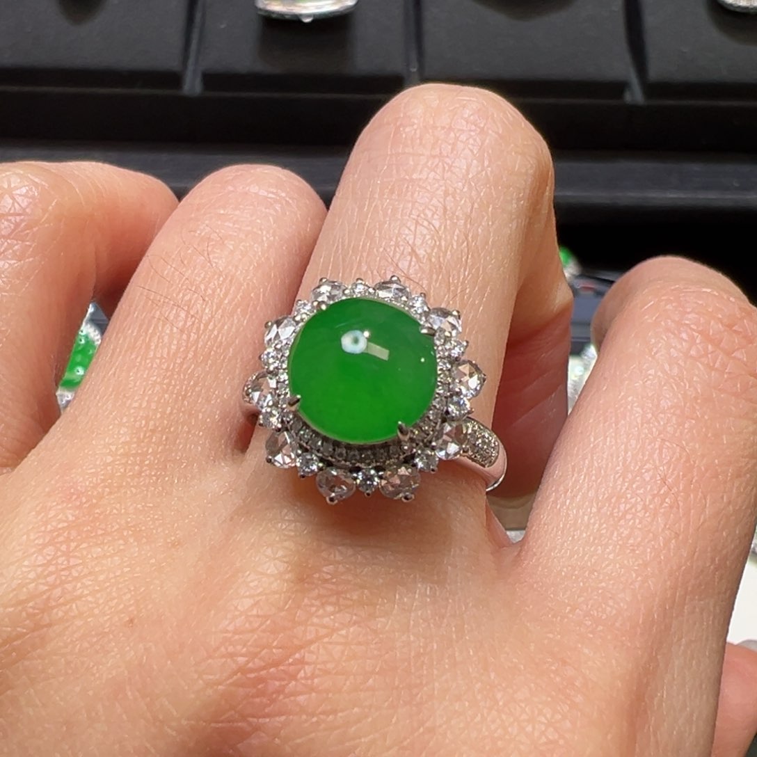 翡翠戒指18K金镶嵌收到货48小时鉴赏期