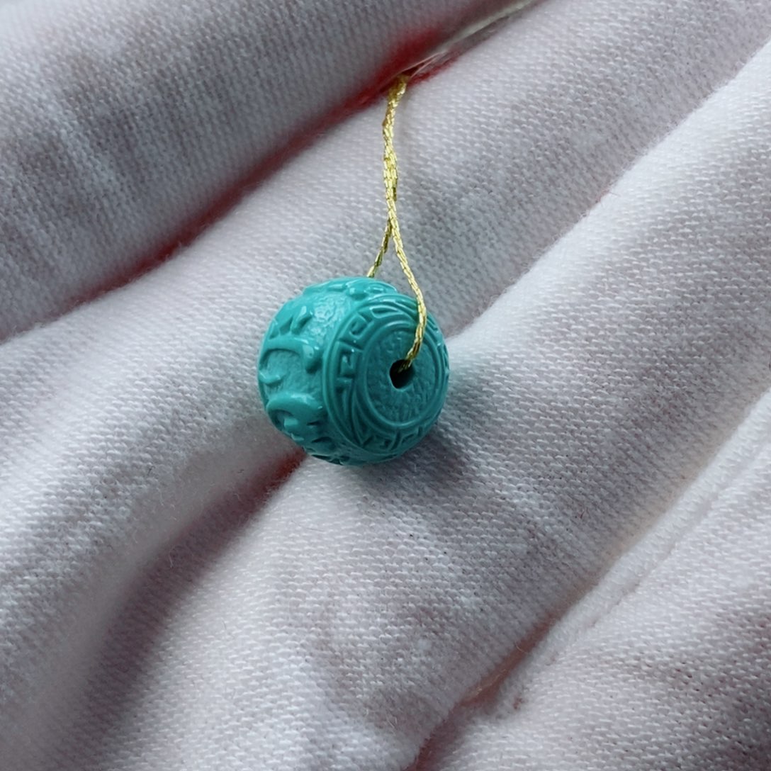 绿松石配饰未镶嵌
