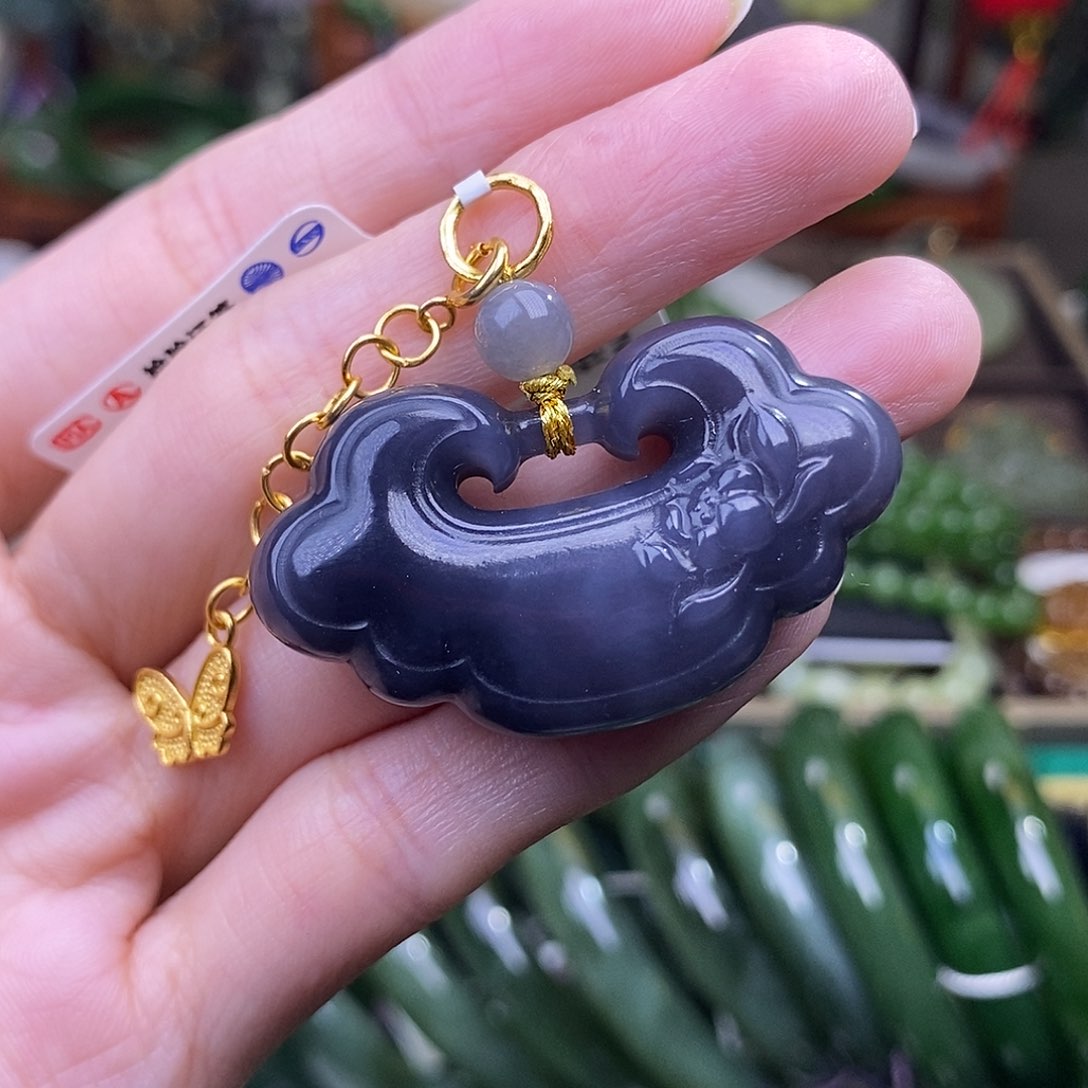 和田玉浓烟紫银镶清货如意锁吊坠未镶嵌