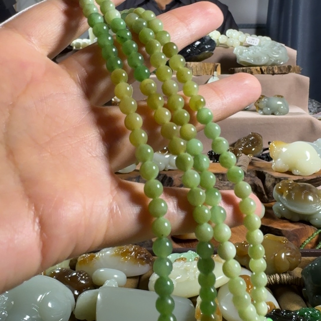 和田玉（糖玉）未镶嵌手链
