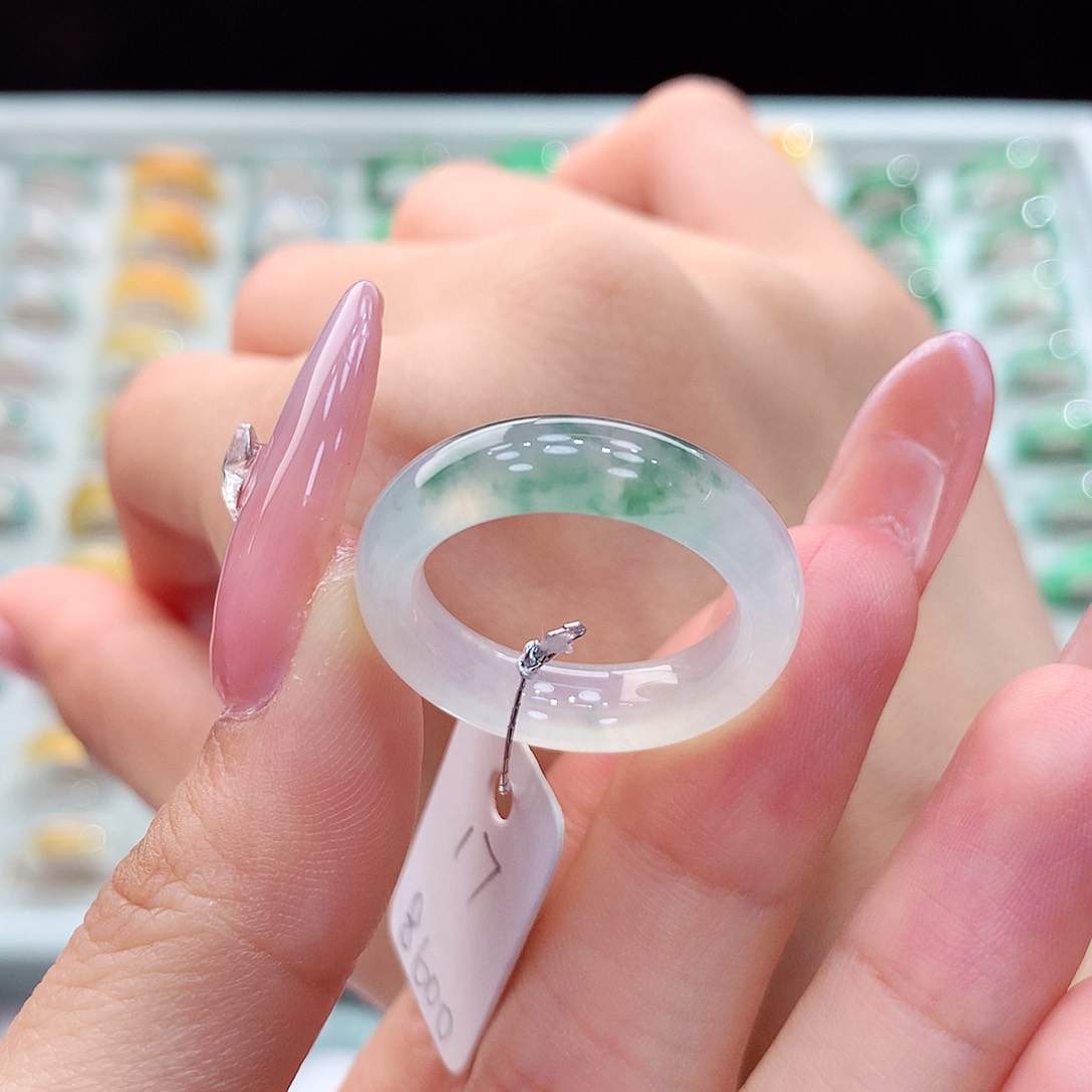 翡翠未镶嵌戒指17号