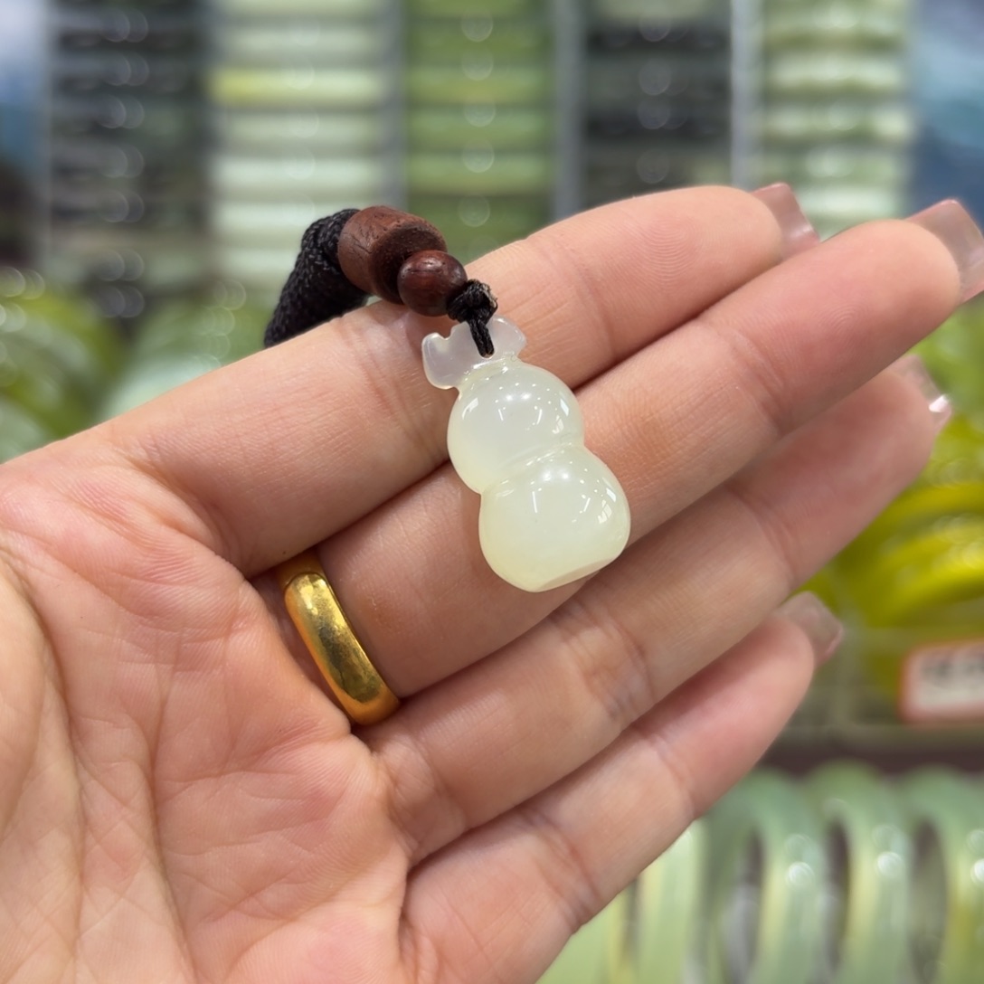 岫玉未镶嵌手镯天然