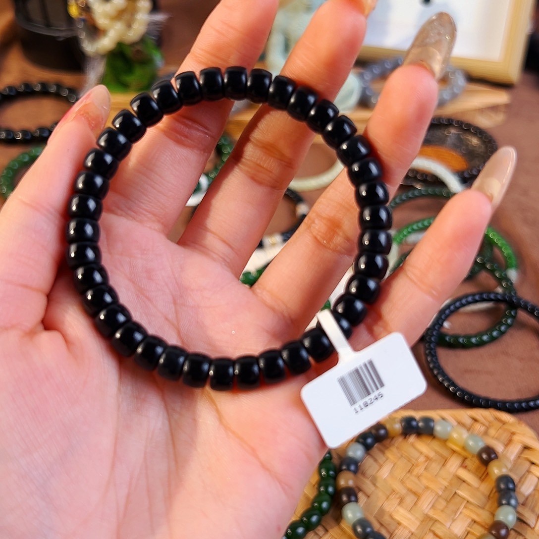 和田玉未镶嵌手串