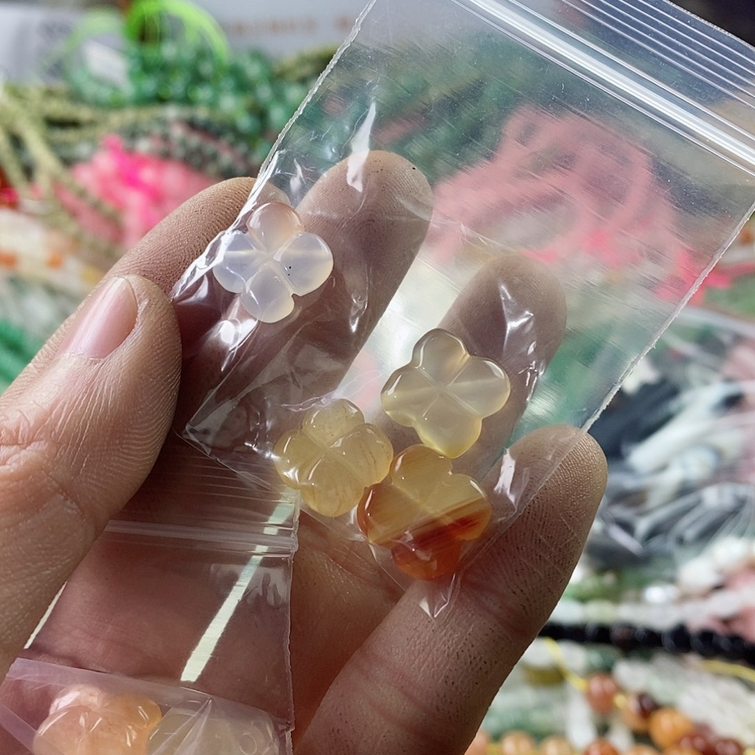 玛瑙/玉髓珠宝半成品合金随机四个12mm玛瑙四叶草