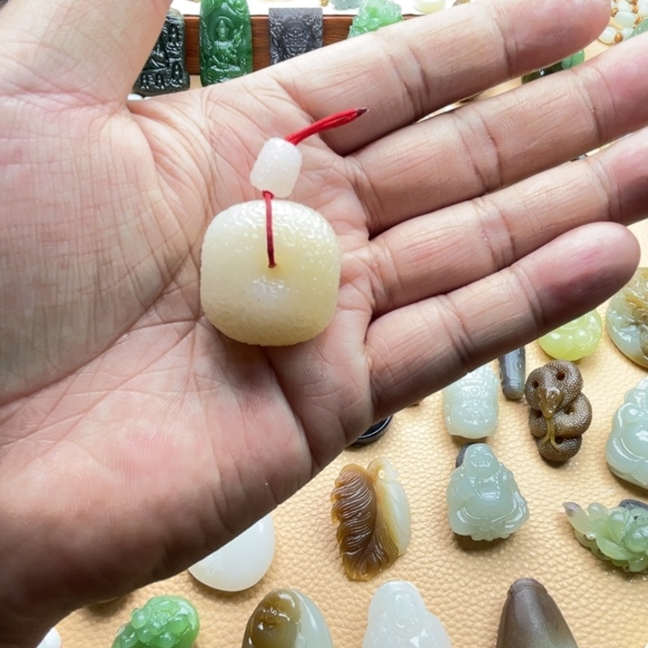 和田玉颈饰未镶嵌定制款