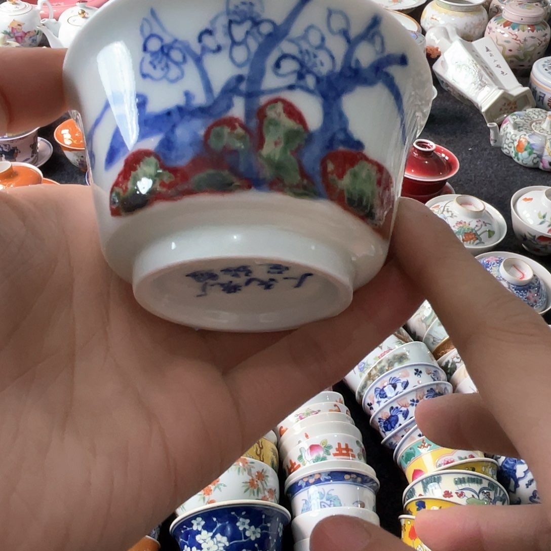 瓷片今天爱吃大米饭