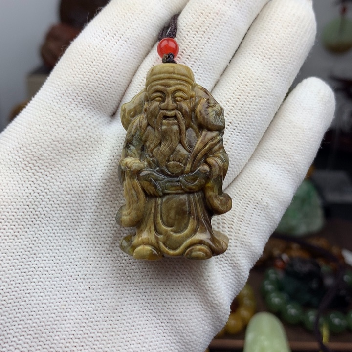岫岩河磨玉（透闪石质玉）未镶嵌把件
