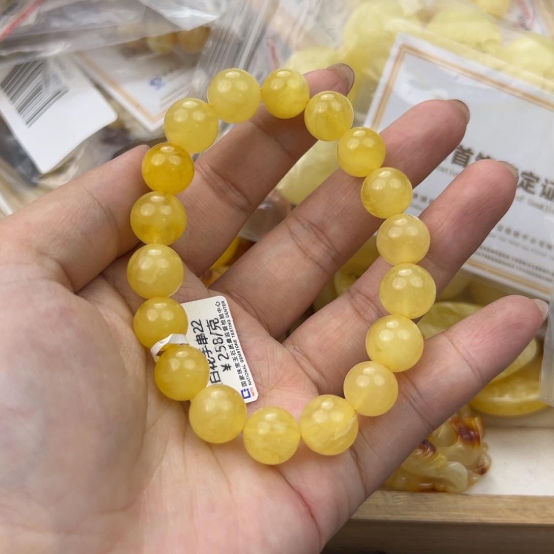 琥珀珠宝奇石未镶嵌