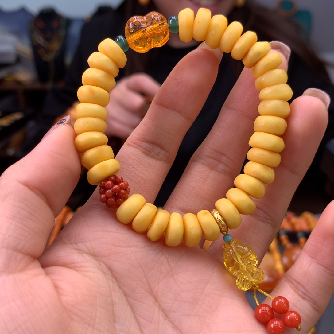 蜜蜡手串未镶嵌天然