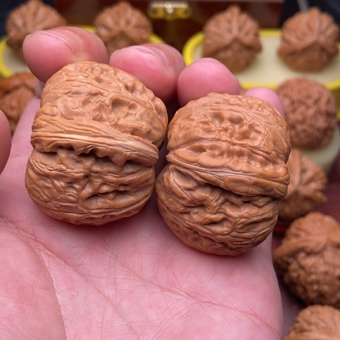 桃核把件万*粗筋大元宝41