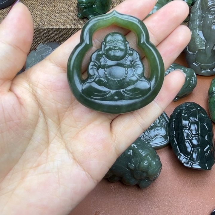 和田玉未镶嵌挂件