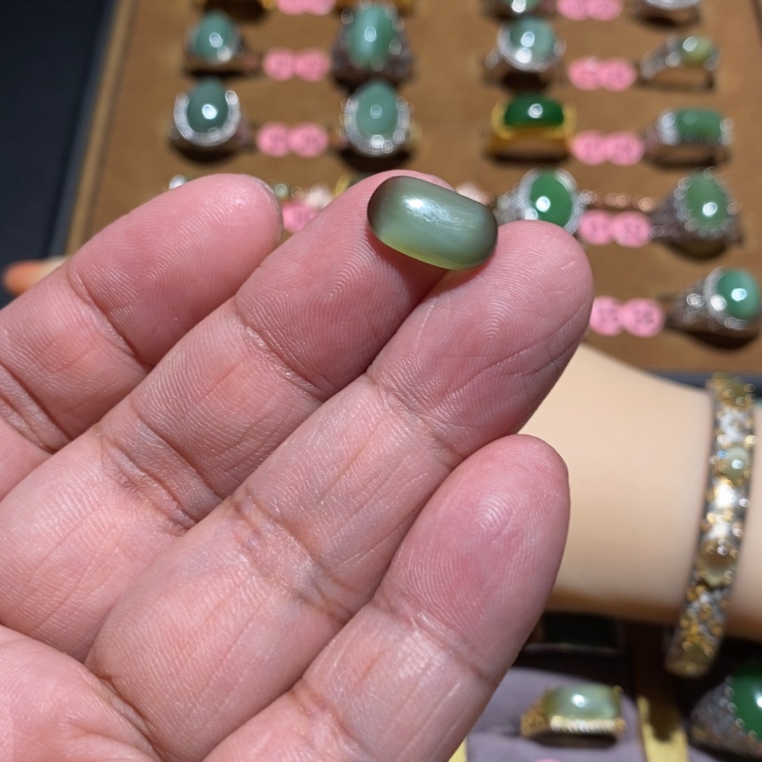 和田玉（碧玉）戒面未镶嵌陈***浪