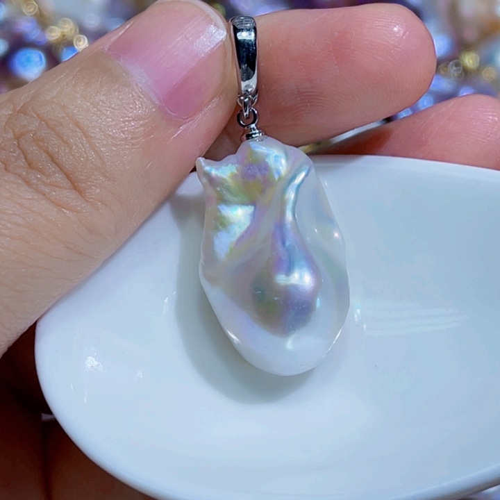 颈饰未镶嵌淡水珍珠