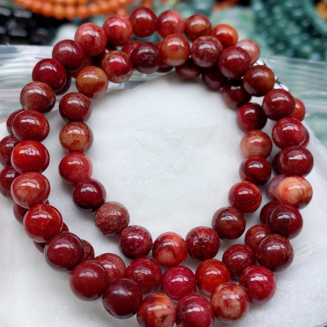 翡翠颈饰未镶嵌手串