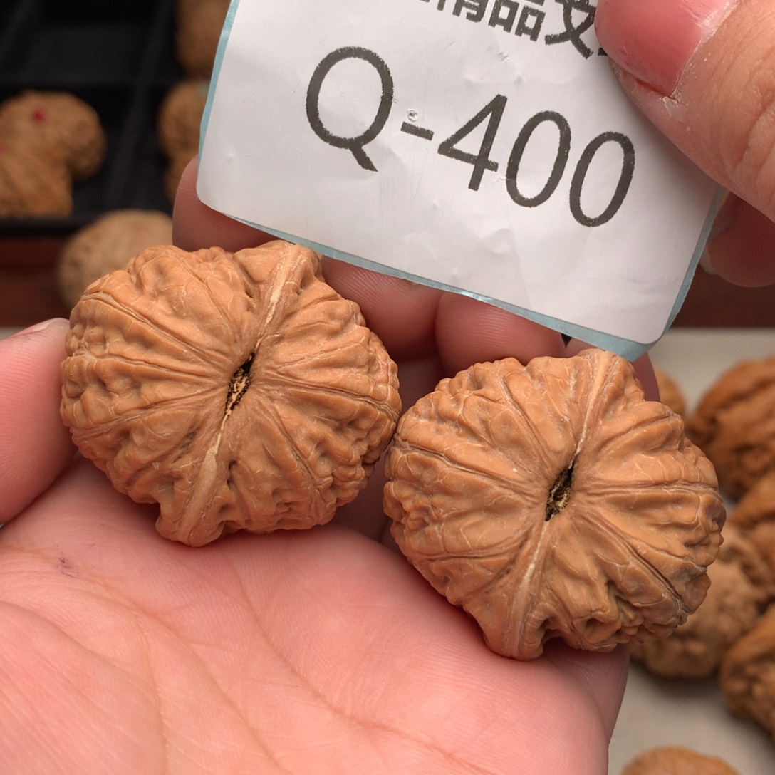 文玩核桃把件41元宝…..