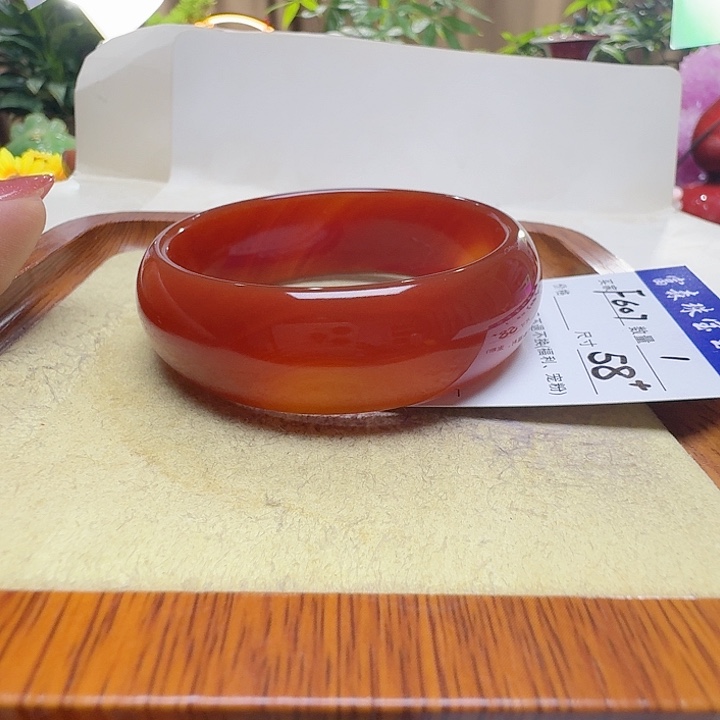 7***虎玛瑙/玉髓未镶嵌手镯